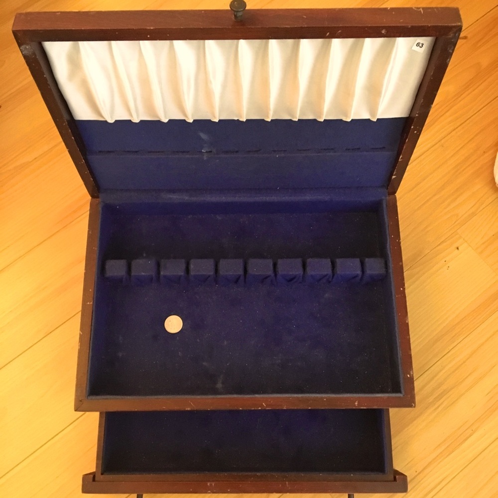 Vintage Silverware Case w/drawer!